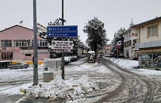 Arapgir’de korona endişesiyle boşalan sokaklar...