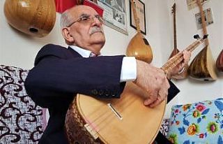 Aşık Veysel’in soyundan gelen halk ozanı Korona’yı...