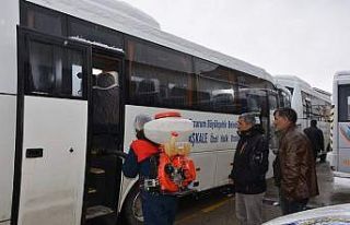 Aşkale Belediyesi ekipleri dezenfeksiyon çalışmalarına...