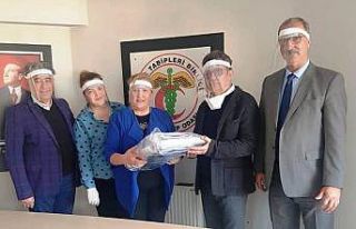 Aydın Tabip Odası’ndan koruyucu siperlik yaptıran...