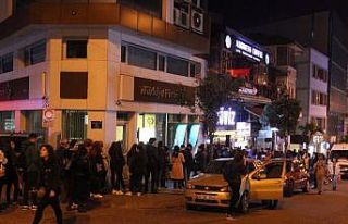 Aydın’da binlerce öğrenci bilet kuyruğuna girdi