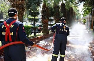 Aydın’da durak ve yollar dezenfekte ediliyor