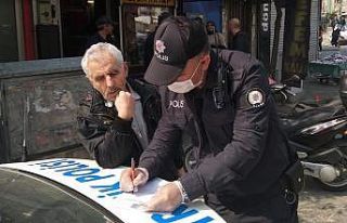 Aydın’da yasaklara uymayan yaşlılara ceza uygulanmaya...