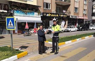 Aydın’da ‘yaya öncelikli trafik’ bilgilendirmeleri...