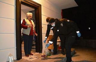 Ayvalık’ta Öznur Teyze’nin yardımına gece...