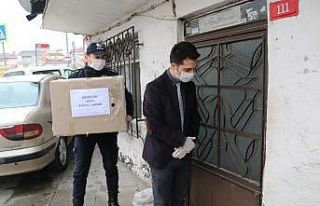 Bağcılar’da evden çıkamayan yaşlıların ihtiyaçları...