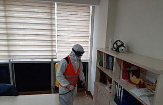 Bağlar Belediyesi basın bürolarını dezenfekte...