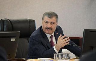 Bakan Koca’dan vatandaşlara dışarı çıkmamaları...