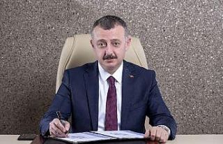 Bakan Selçuk’un öğrencilere jestine İzmit pişmaniyesi...