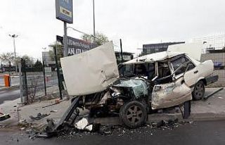 Bakırköy’de trafik kazası: 3 yaralı