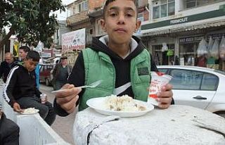 Balıkesir’de öğretmenler şehitler için mevlit...