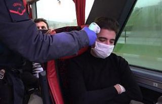 Balıkesir’de şehre giriş çıkışlar kontrol...