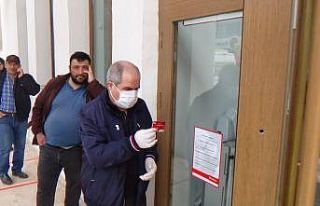 Banka önlerinde 1 metre kuralı