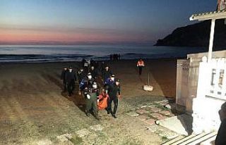 Bartın’da sahilde erkek cesedi bulundu