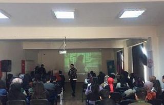 "Başka Yol Yok, Uyuşturucuya Geçit Yok"...