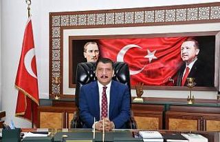 Başkan Gürkan 27 Mart Dünya Tiyatrolar Günü’nü...