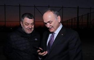 Başkan Özlü Lösemi hastası Emirhan ile görüştü