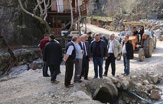 Başkan Öztürk Kapuzbaşı’da incelemelerde bulundu