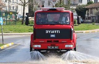 Başkan Yanmaz itfaiye aracının direksiyonuna geçti...