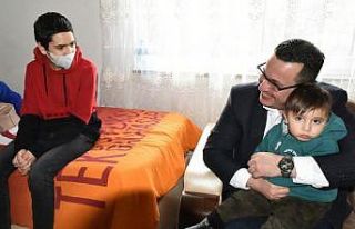 Başkandan lösemili çocuğa unutamayacağı özel...