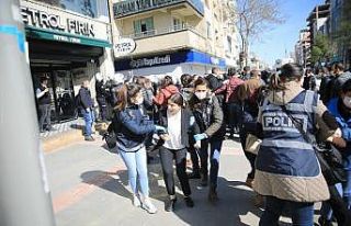Batman’da kayyum atamasını protesto eden 16 kişi...