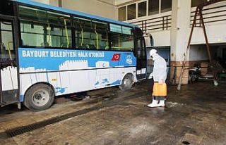 Bayburt Belediyesi korona virüsüne karşı dezenfekte...