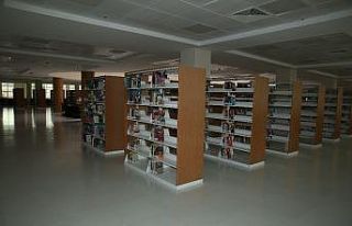 Bayburt Üniversitesi kütüphanesindeki milyonlarca...