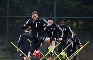 Beşiktaş derbi hazırlıklarını sürdürdü