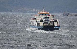 Bozcaada feribot seferleri haftada 2 güne düşürüldü