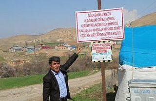 Bu köyde tokalaşma ve komşu ziyareti durduruldu