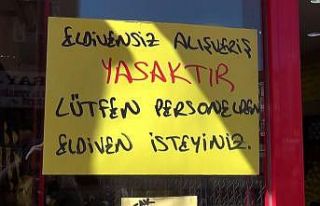 Bu manavda eldivensiz alışveriş yasak