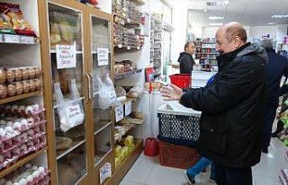 Bu market eldiven takmayana ekmek satmıyor