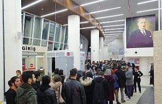 Burdur’da öğrenciler otogara akın etti