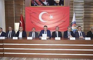 Burdur’da STK’lar İdlib saldırısını kınadı