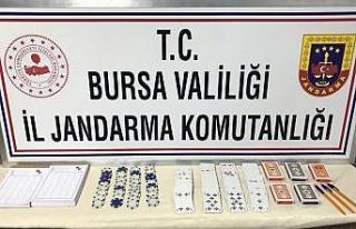 Bursa’da jandarmadan kumarhane baskını