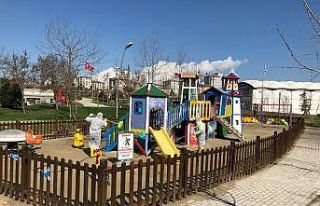 Büyükçekmece’de çocuk oyun parkları dezenfekte...
