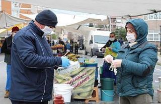 Büyükçekmece’de pazar tezgahlarına Korona virüs...