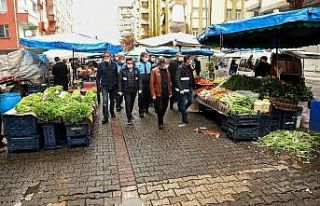 Büyükşehir Belediyesi semt pazarlarını denetledi