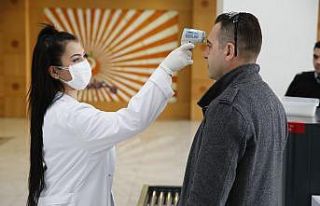 Büyükşehir hizmet binasında ateş ölçerli önlem