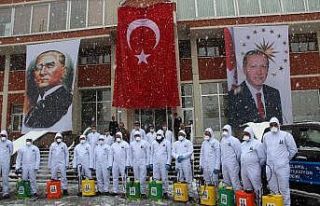Büyükşehirin dezenfekte timleri işbaşında