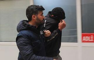 Çaldıkları motosikletle hırsızlık yaparken yakalandılar