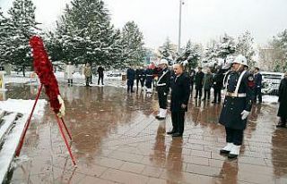 Çanakkale Zaferi’nin 105. yıl dönümünde şehitler...