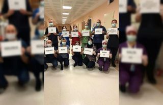 Çanakkale’de sağlık çalışanlarından "Evde...