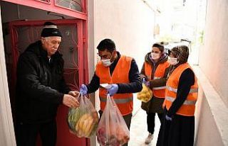 Çayıorova’da ‘Vefa’ ekipleri yaşlılara hizmet...