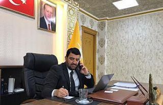 Ceyhan’da AK Parti yaşlı üyeleri için ekip kurdu