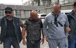 Çocuk pornosu paylaşımı yapan 2 yabancıya gözaltı