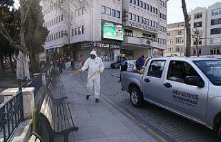 Çorlu’da meydanlara korona virüs temizliği