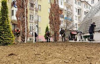 Çorum’da Belediye parkları yaza hazırlıyor