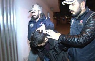 DEAŞ tetikçisi baba ve istihbaratçı oğlu tutuklandı