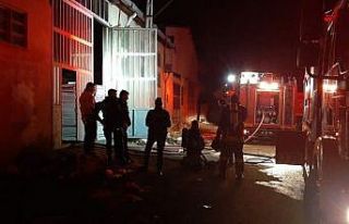 Değirmen makineleri bulunan depoda yangın